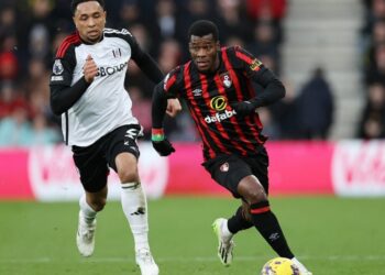 Dango Ouattara honoré par les supporters de Bournemouth