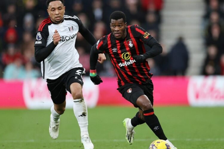 Dango Ouattara honoré par les supporters de Bournemouth