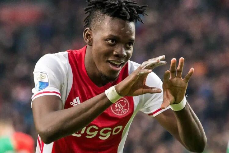 Bertrand Traoré : « La saison dernière a été la meilleure de ma carrière »