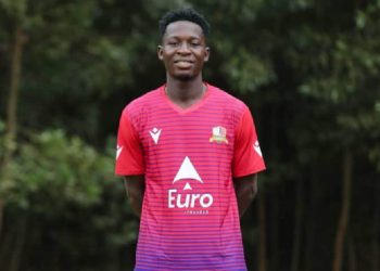 Jonathan Niamou quitte l’Awoa FC pour s’engager avec les VC Warriors